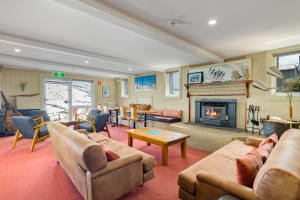 Refurbished Snowy Mountains Inn - Guthega Inn, Kosciuszko National Park