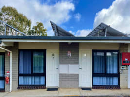 AN ABSOLUTE RIPPER LEASEHOLD MOTEL - 2682ML