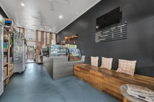 Established Café Opportunity in Warana