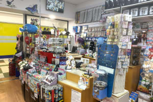 LEASEHOLD - Simple Indulgence Gift Shop, West Wodonga VIC - 1P0612