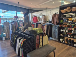 Established Fashion Boutique - Prime Devonport Location