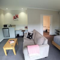 Great cash flow & long lease - Lifestyle accommodation business in wine country