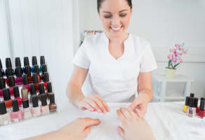 Long Established Nail & Beauty Salon *Great Location* [2410231]