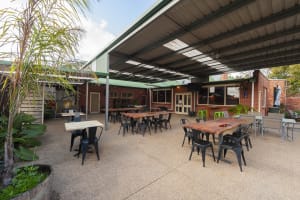 LEASEHOLD - Violet Town Hotel, VIC - 1P0532