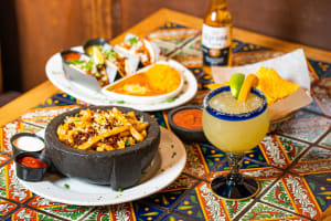 Ex-Mexican Franchise Restaurant – $14K PW Takings | Fully Managed | 7 Day Trading [2609032]
