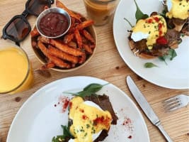 Thriving Bondi Cafe $18K pw sales