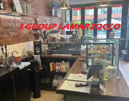 Beautiful Cafe/Restaurant that has it all.