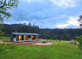 LUXURY TOURISM RETREAT & LIFESTYLE PROPERTY | APPROVED EXPANSION | TASMANIA