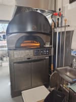 Authentic Neapolitan Pizzeria