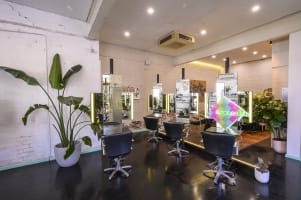 Turnkey Premium Hair Salon Fit-Out – Fitzroy