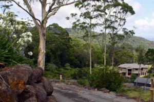 FREEHOLD 7.5 ACRES & HOLIDAY ACCOMMODATION FOR SALE