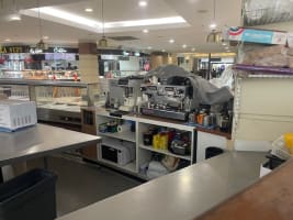 Perfect Opportunity To Own And Operate Five Day Coffee Shop CBD ! ! !