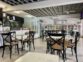 Coffee/Sandwich/ Takeaway Cafe in Cootamundra