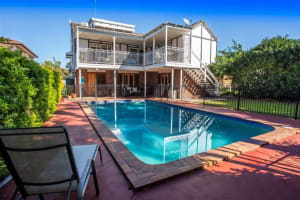 Profitable Seaside Bed & Breakfast Freehold Investment in Redcliffe