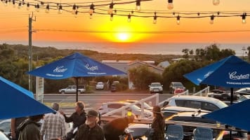 UNDER OFFER - Fully Licensed Cafe in Prime Margaret River Tourist Location
