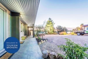 BY MOTEL ROOM, ONE OF THE TOP REGIONAL EARNERS - 2468ML