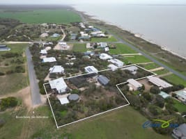 Established Waterfront Holiday Accommodation Business – Strong Returns & Growth Potential