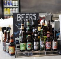 POPULAR RESTAURANT/TAKEAWAY IN BUSY BRUNSWICK