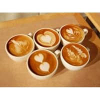​COFFEE KIOSK - NO COOKING - 5 DAYS. CHEAP RENT. BRAND NEW CONDITION ​.   90%TAKE AWAY