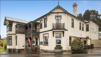 Profitable Iconic FHGC Bischoff 15 Room Hotel Waratah Tas $1mill+ T/O Growth Potential 10% ROI