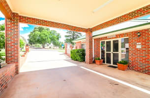UNDER CONTRACT - Poachers Paradise Motel, Rutherglen VIC - 1P0523