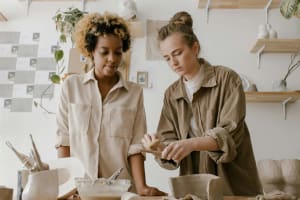 Fast-Growing Online Craft Store $135K Revenue