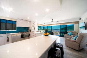 Lifestyle with Income - Airlie Beach - North Qld - Income Range 50 - 100k Plus