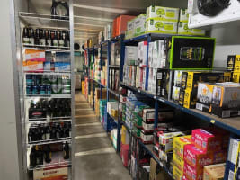 LIQUOR STORE (INDEPENDENT OUTLET)