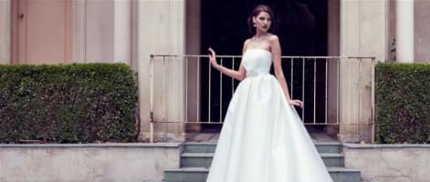 AKINA BRIDAL & COUTURE - FIRST TIME ON THE MARKET!