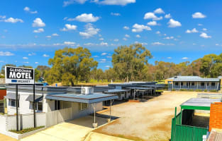 UNDER CONTRACT - Glenrowan Kelly Country Motel, VIC - 1P0529