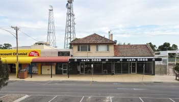 FULLY LICENSED CAFE, HEAVY TOURIST AREA IN HEYFIELD.