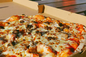 Kebab and Pizza Takeaway Shop | Approx 14-17k Tkg p.w | $507 Rent p.w [2604232]