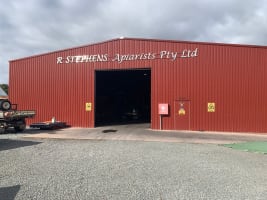 Iconic 3rd Generation Tasmanian Honey Producer