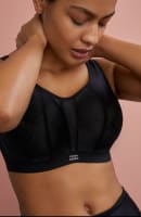 Dive into the glam world of fashion & lingerie? It's all yours for the taking!