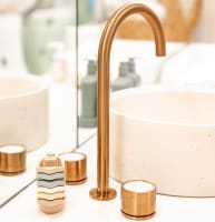 Ounvddia5zofvnxwm8lp