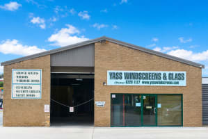 LEASEHOLD - Yass Windscreens & Glass NSW - 1P0518