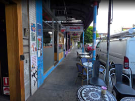 [ABS-100] LE CAFE FLO French cuisine cafe in Thornbury for sale