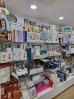 SHOPPING CENTRE NEWSAGENCY/GIFTS/TATTS FRANCHISE $350,000 PLUS SAV