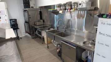 Leasehold Café Opportunity in the Heart of Keysborough