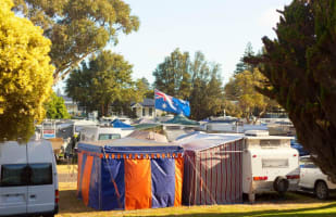 SH00171 - LUXURY MOTORHOME RENTAL BUSINESS IN BRAESIDE