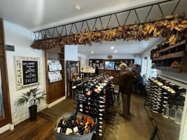 Iconic Freehold Going Concern Café & Wine Bar– A Landmark Lifestyle Opportunity Near Bendigo