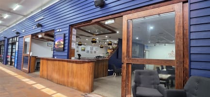 TURNKEY BAR & GRILL FOR SALE — RAINBOW BEACH QLD