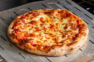 Established 20-Year Pizza & Hospitality Business – Doreen