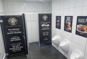 National Restaurant Franchise Opportunity. Excellent Net Profit Estabishment.