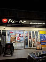 PIZZA HUT