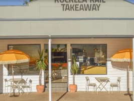 Sunday’s Coffee House, Walk-In, Walk-Out, Rocklea