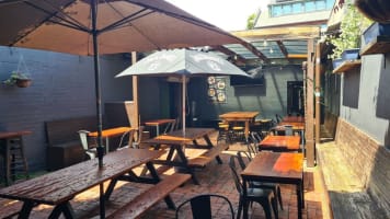 The Bendigo Hotel Collingwood - One of Melbourne's most iconic pubs