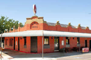 LEASEHOLD - Railway Hotel, Wangaratta VIC - 1P0577