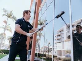 LEADING ESTABLISHED MASTER CLEANING FRANCHISE FOR SALE SOUTH BRISBANE