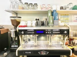 Thriving Outback Café & Gift Shop (+ Freehold Building*)